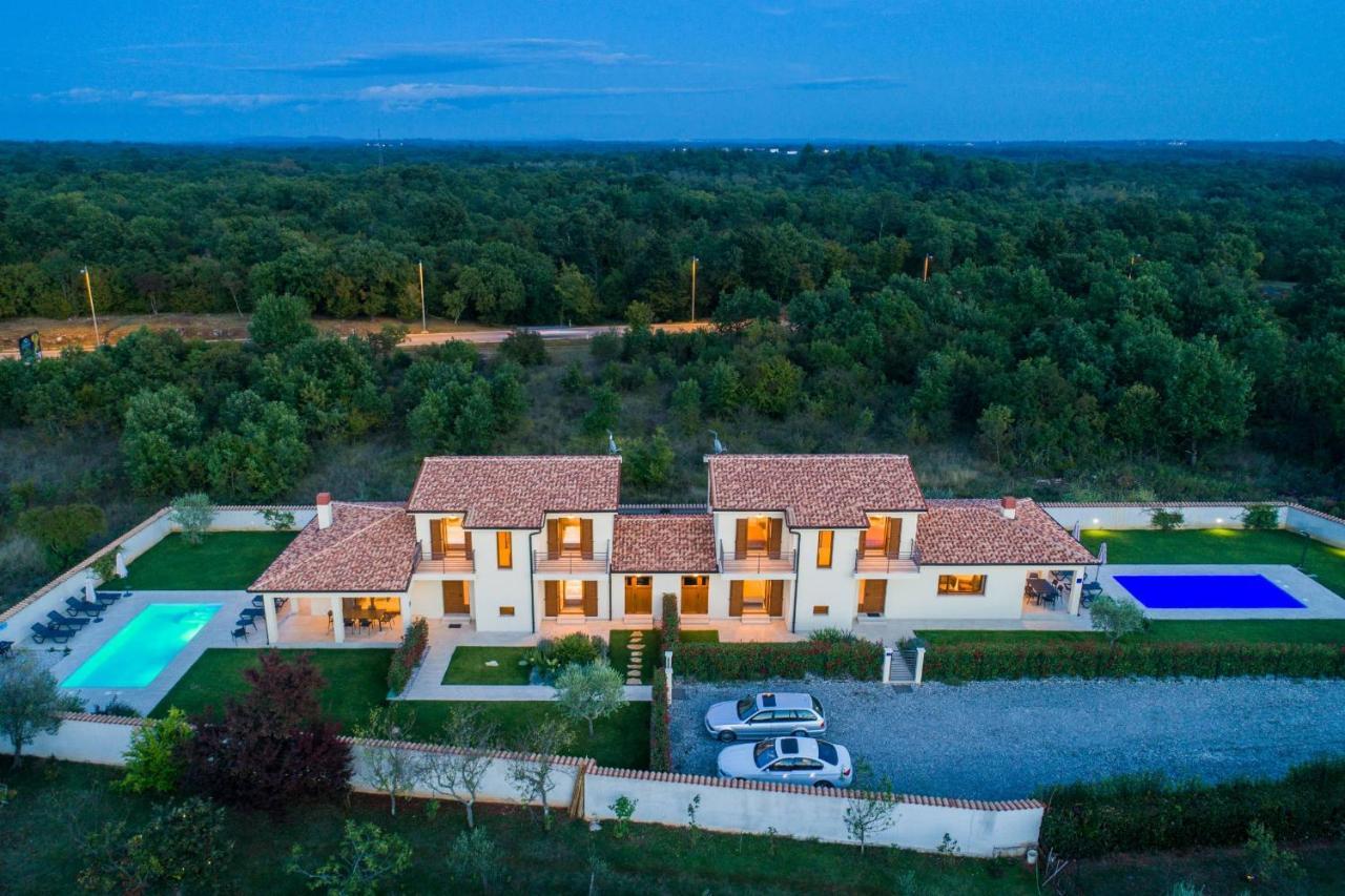 Holiday House Luca Porec Exterior photo